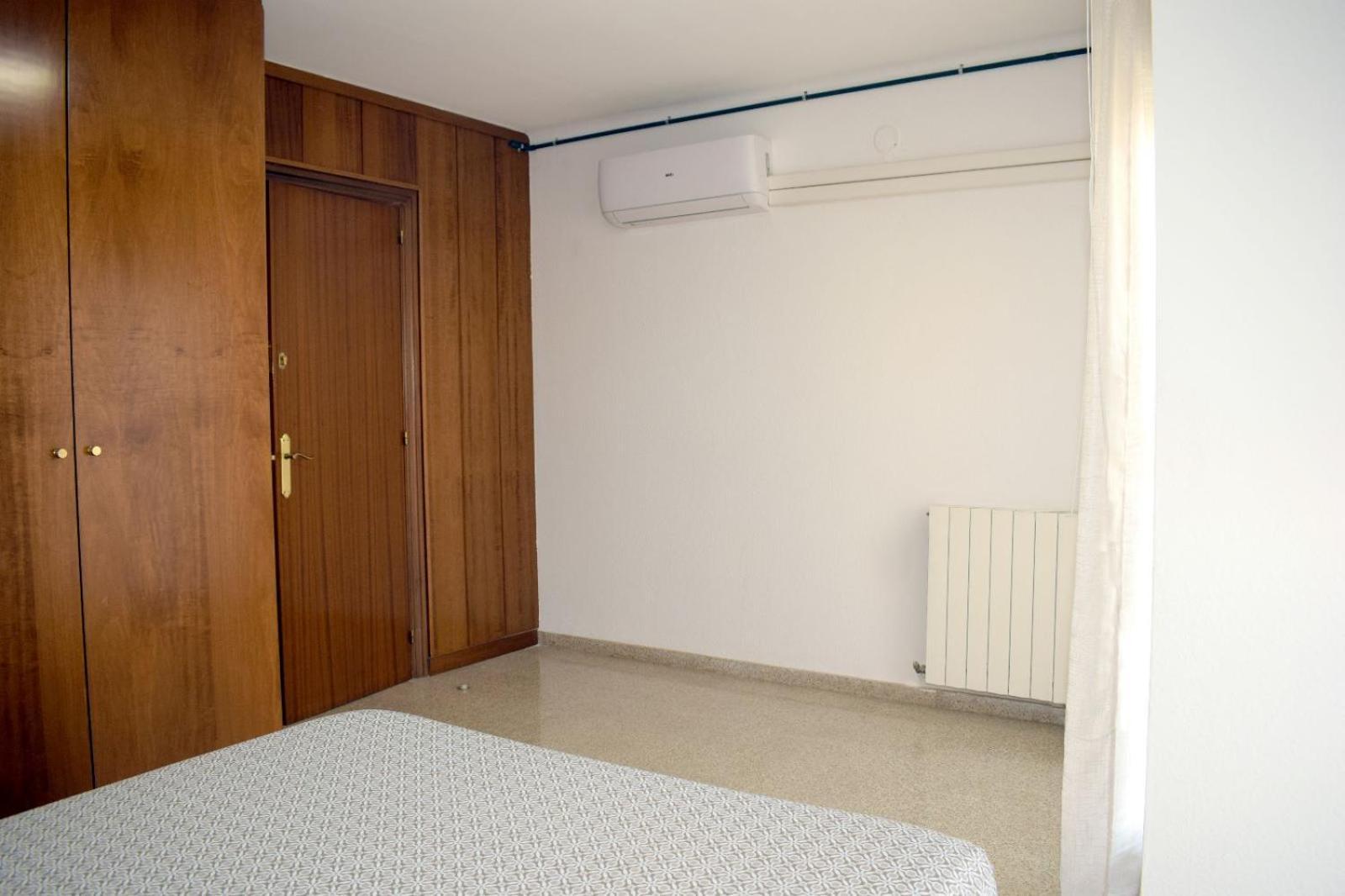 Apartamentos Atlas Terrassa IV מראה חיצוני תמונה